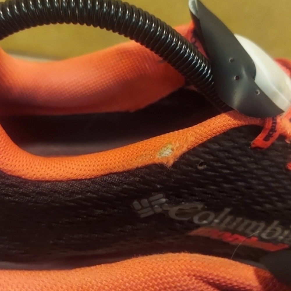 Columbia Womens Black and Red Athletic Sneakers - Picture 4 of 10